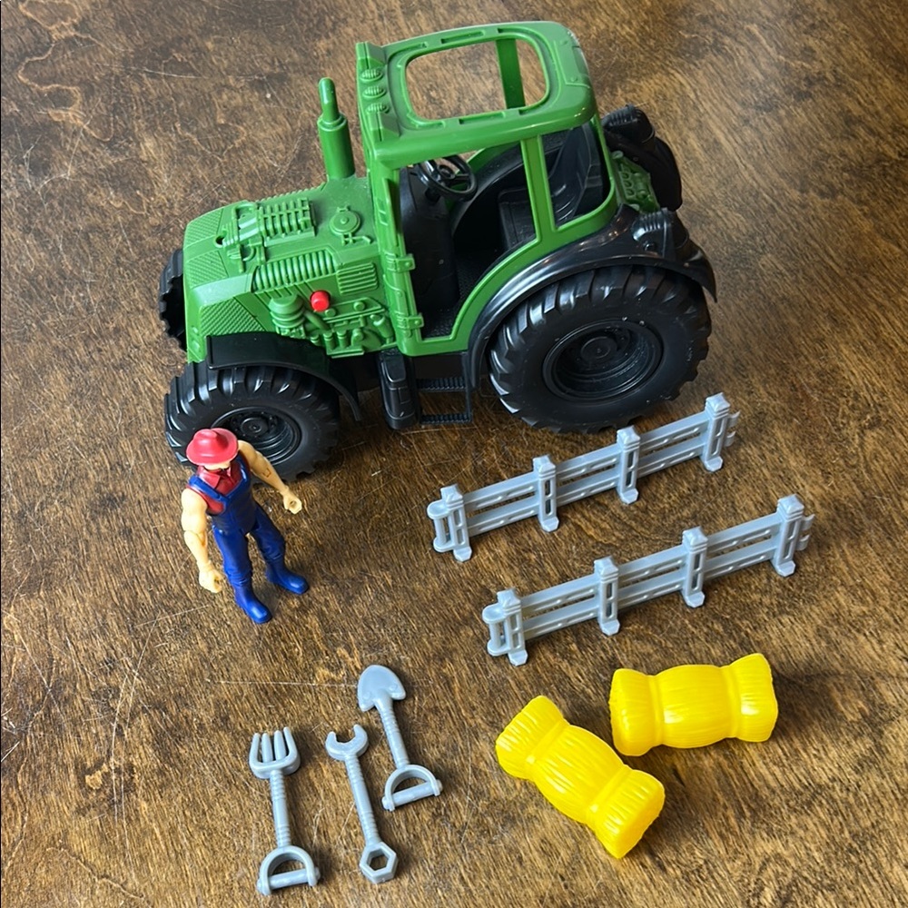 Farm Tractor play set with lights and sound
